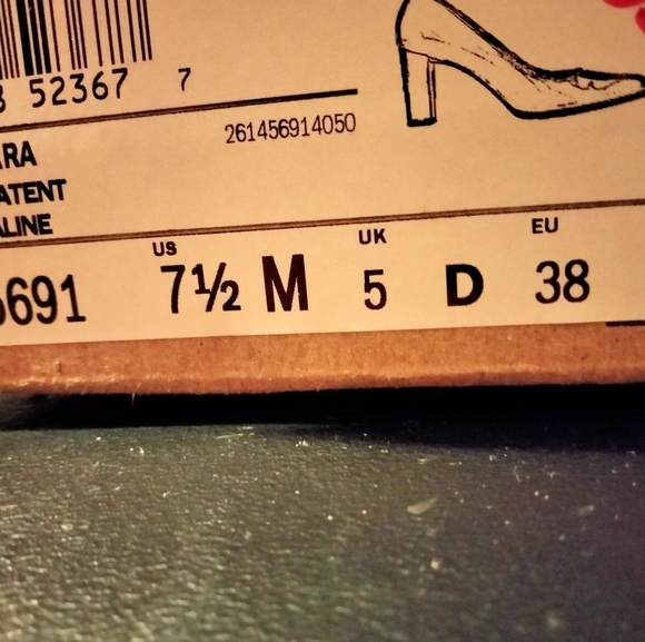 Clark's Women Heels - Picture 3 of 7